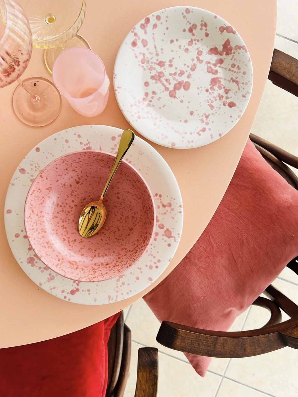 christian plate, confetti color rio, home decor, familiarna, remix by sofie, service, table setting, ceramics, handmade ceramics, plate, bowls