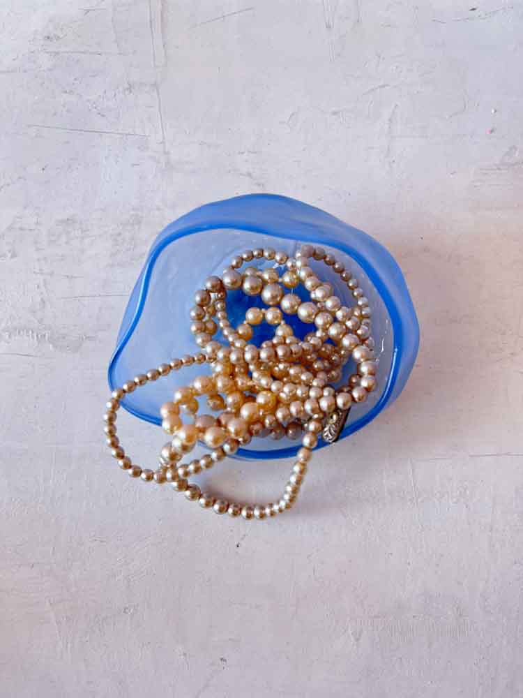 glass blow jewelry bowls, glass bowl for nips, remix by Sofia