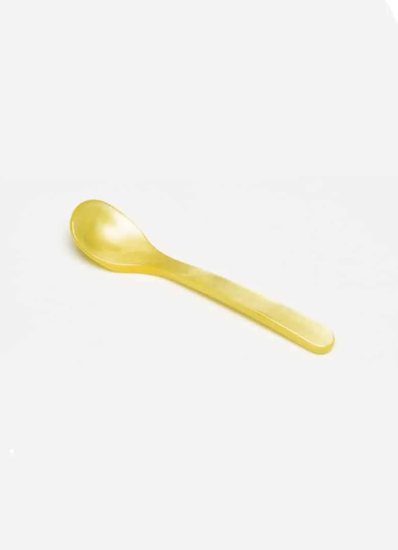 salty, hem söhne, g.f hem søhne, G. F home Schöne, spoonful of pink, plastic, egg spoon, breakfast table, table setting,
