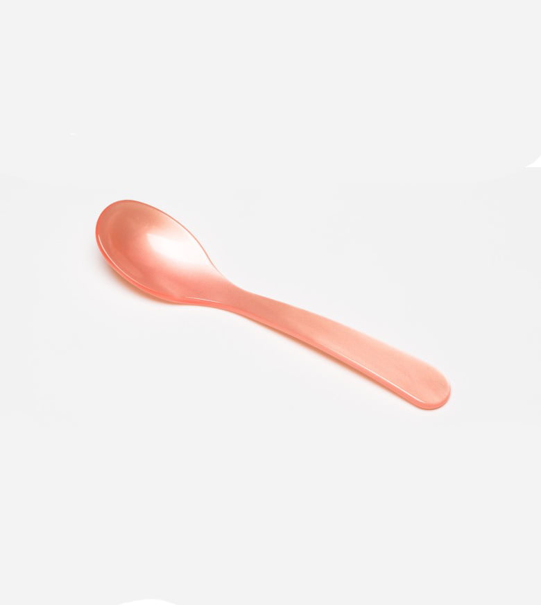 Egg spoon, home sohne, g.f home sohne, G. F home Schöne, spoon plastic, egg spoon, breakfast table, table setting, remix by sofie, spoon, egg spoon, cutlery, lilac, lilac, acrylic glass, abricot, apricot, apricot-colored spoon,