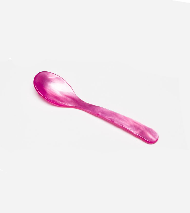 Egg spoon, home sohne, g.f home sohne, G. F home Schöne, spoon plastic, egg spoon, breakfast table, table setting, remix by sofie, spoon, egg spoon, cutlery, lilac, lilac, acrylic glass, pink, pink spoon,