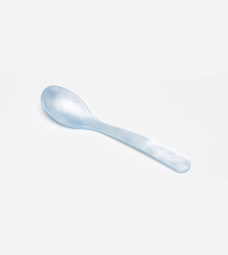 Egg spoon, home sohne, g.f home sohne, G. F home Schöne, spoon plastic, egg spoon, breakfast table, home söhne, table setting, remix by sofie, spoon, egg spoon, cutlery, lilac, lilac, acrylic glass, light blue, light blue spoon,
