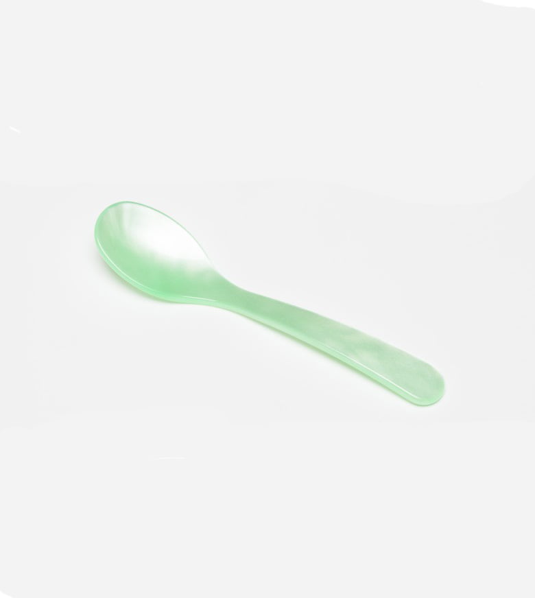 home söhne, egg spoon, home söhne, g.f home søhne, G. F home Schöne, spoon plastic, egg spoon, breakfast table, table setting, remix by sofie, spoon, egg spoon, cutlery, lilac, lilac, acrylic glass, apple green, green, green spoon,