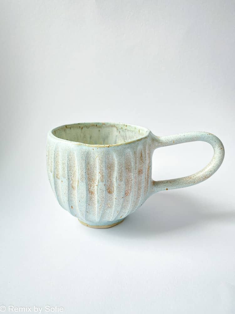 Nice cup with wide grooves in mint blue, cup in mint, ceramic cup, ceramic cups, yellow cup, remix by Sophie, mia lime birch.