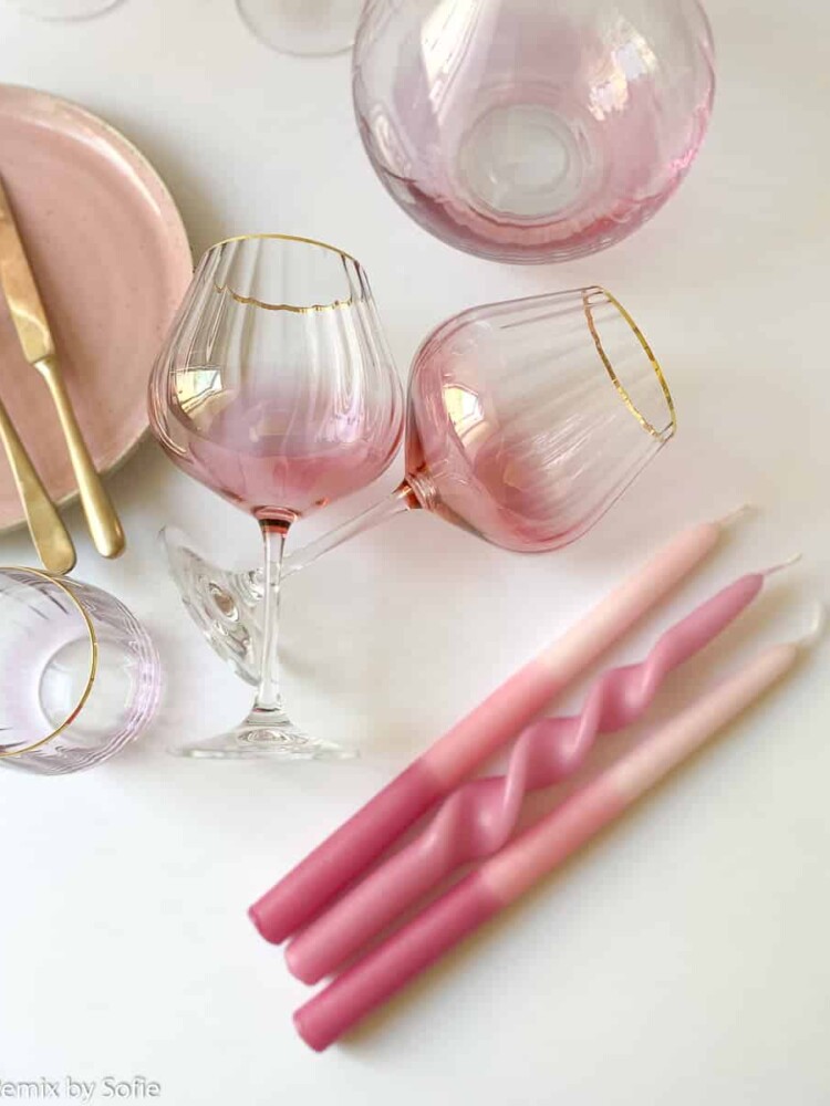 kate glass with gold edge green, wine glass, red wine glass, Burgundy glass