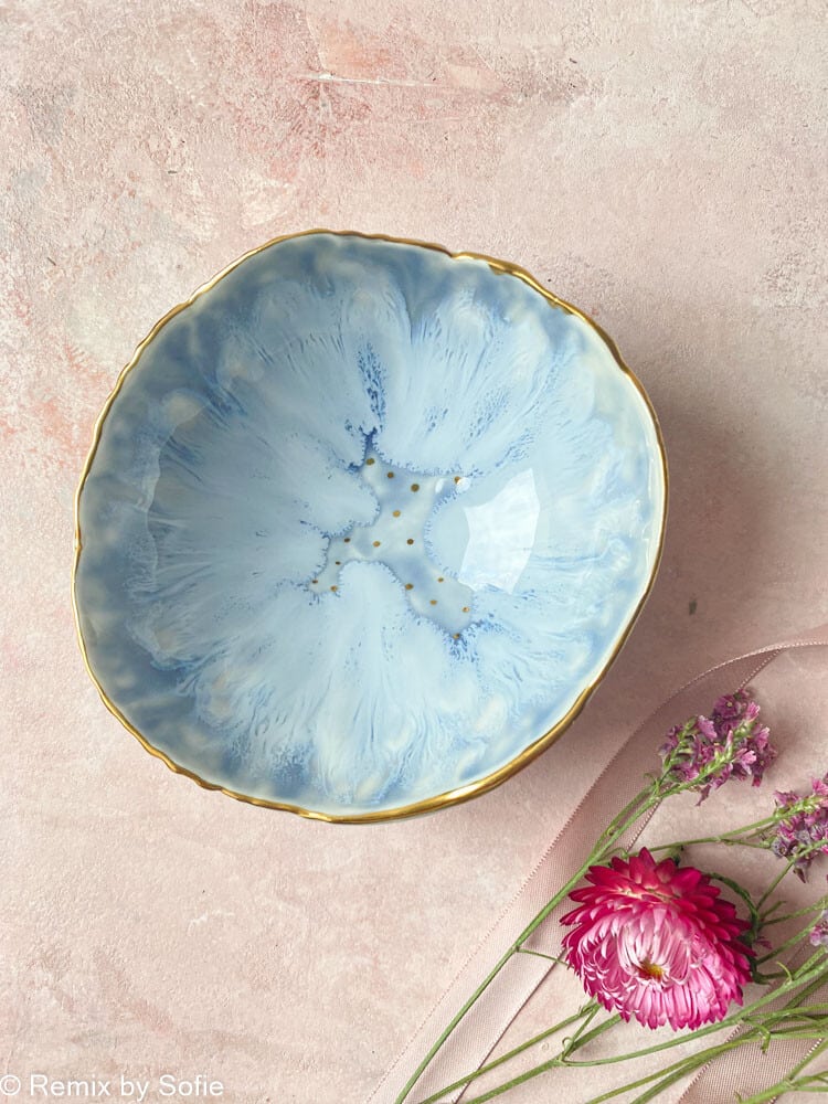 small jewellery bowl, small jewellery bowl, porcelain bowl, pastel bowl, ceramic by mirabella, remix by Sophie,