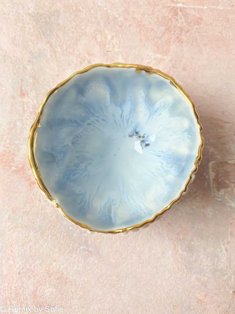 small jewellery bowl, small jewellery bowl, porcelain bowl, pastel bowl, ceramic by mirabella, remix by Sophie,