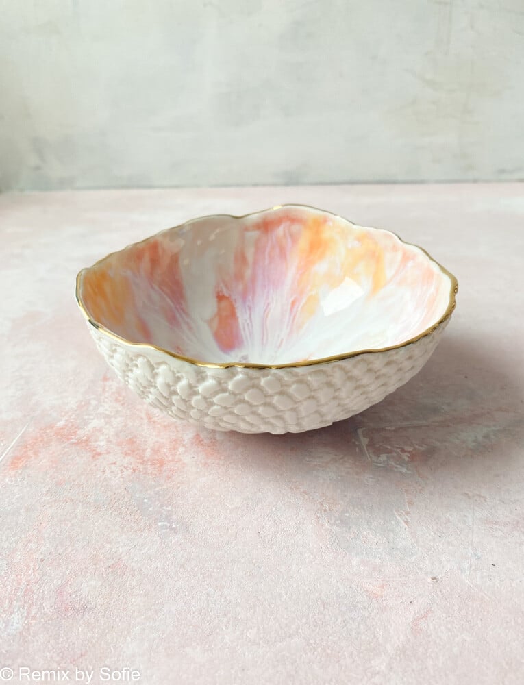 small jewellery bowl, small jewellery bowl, porcelain bowl, pastel bowl, ceramic by mirabella, remix by Sophie,