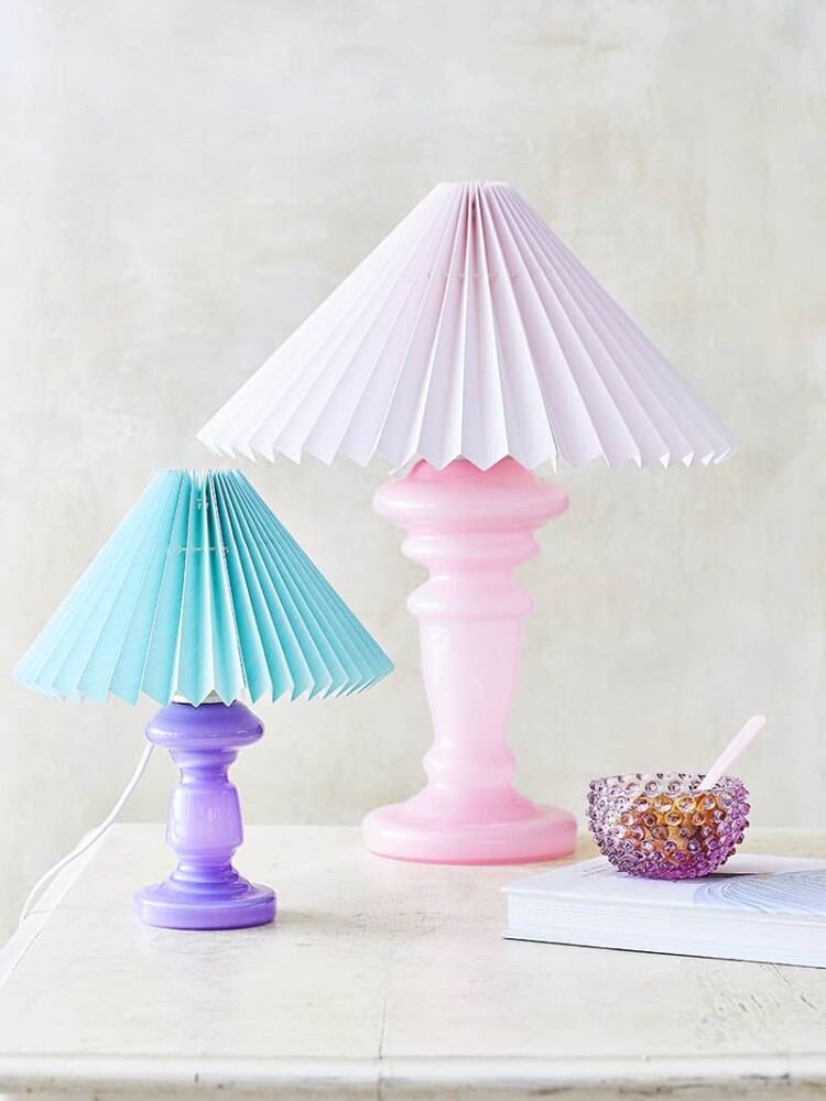 remix by sofie, pink rose, pink roses, table lamp, opal lamps, opal lamp, pink pink lamps, danish desing lamp, mouth blown lamps, table lamps, colored lamps, colored lamps