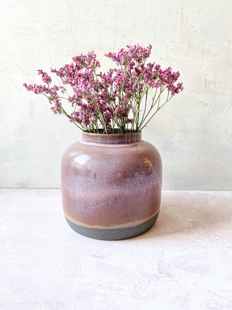 lena pedersen ceramics, ceramic vase, ceramic flowerpot, vase in ceramics, vase in porcelains, vase in dyestuffs, crystal glaze, vase in dark clay, remix by sofie