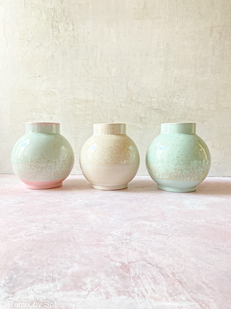 lena pedersen ceramics, ceramic vase, ceramic flowerpot, vase in ceramics, vase in porcelains, vase in dyestuffs, crystal glaze, vase in dark clay, remix by sofie
