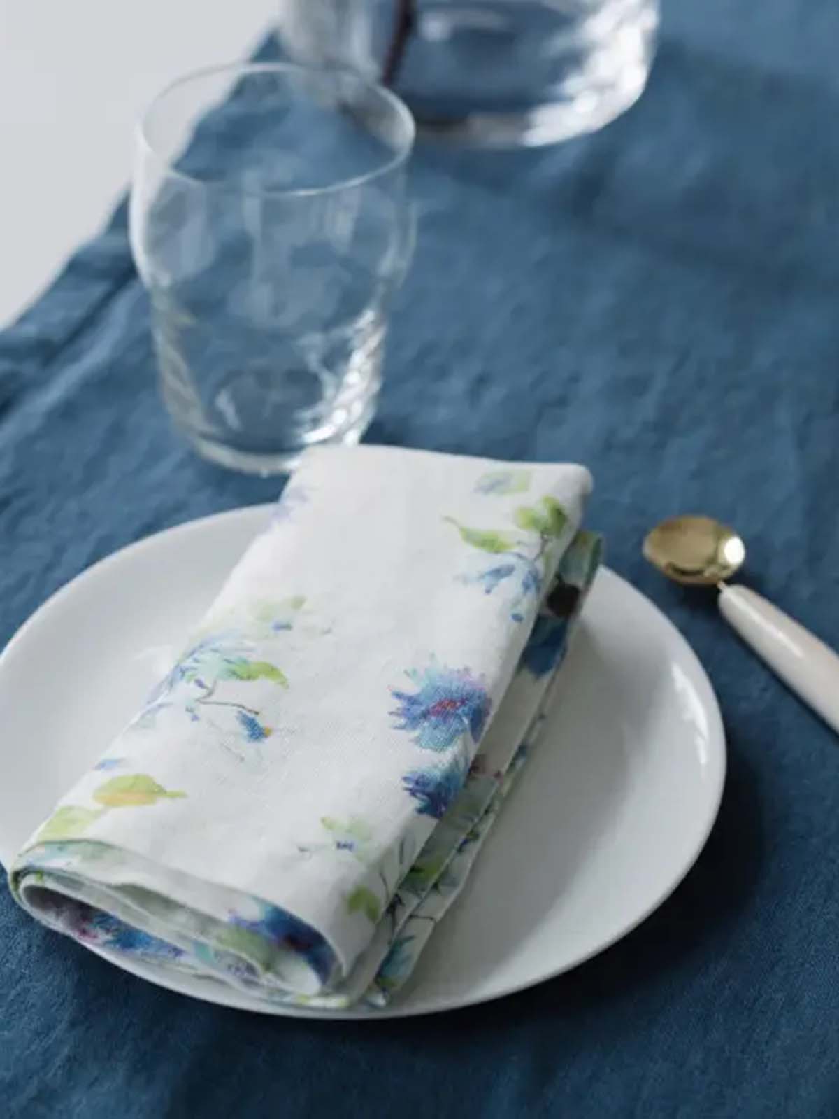 napkin blue flowers, linen tablecloths and napkins, linen, linen, tableware, remix by Sophie, linen tablecloth, linen tablecloth, organic.