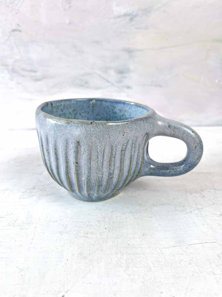 mia lindbirk, handmade cups, ceramic cup, cup, cup with handle, ceramic cups, handmade, made in denmark, design in denmark,