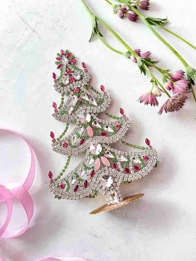 Christmas trees in rhinestone, rhinestone Christmas tree, rhinestone tree, Christmas tree in rhinestone, vintage Christmas tree, Christmas tree in vintage stone, vintage rhinestone, Christmas trees in stone, Christmas decorations,Christmas tree rhinstones,Christmas ornament, Czech christmastree, remix by sofie,rhinstensjul tree, christmas ornaments, vintage christmas, christmas tree from czech, czech christmas, glitter christmas, handmade christmas trees, christmas trees made in czech republic, remix by sofie