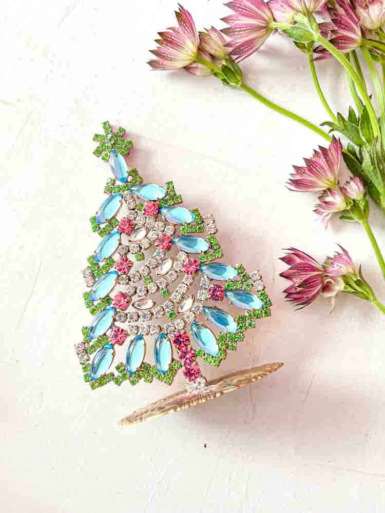 Christmas trees in rhinestone, rhinestone Christmas tree, rhinestone tree, Christmas tree in rhinestone, vintage Christmas tree, Christmas tree in vintage stone, vintage rhinestone, Christmas trees in stone, Christmas decorations,Christmas tree rhinstones,Christmas ornament, Czech christmastree, remix by sofie,rhinstensjul tree, christmas ornaments, vintage christmas, christmas tree from czech, czech christmas, glitter christmas, handmade christmas trees, christmas trees made in czech republic, remix by sofie