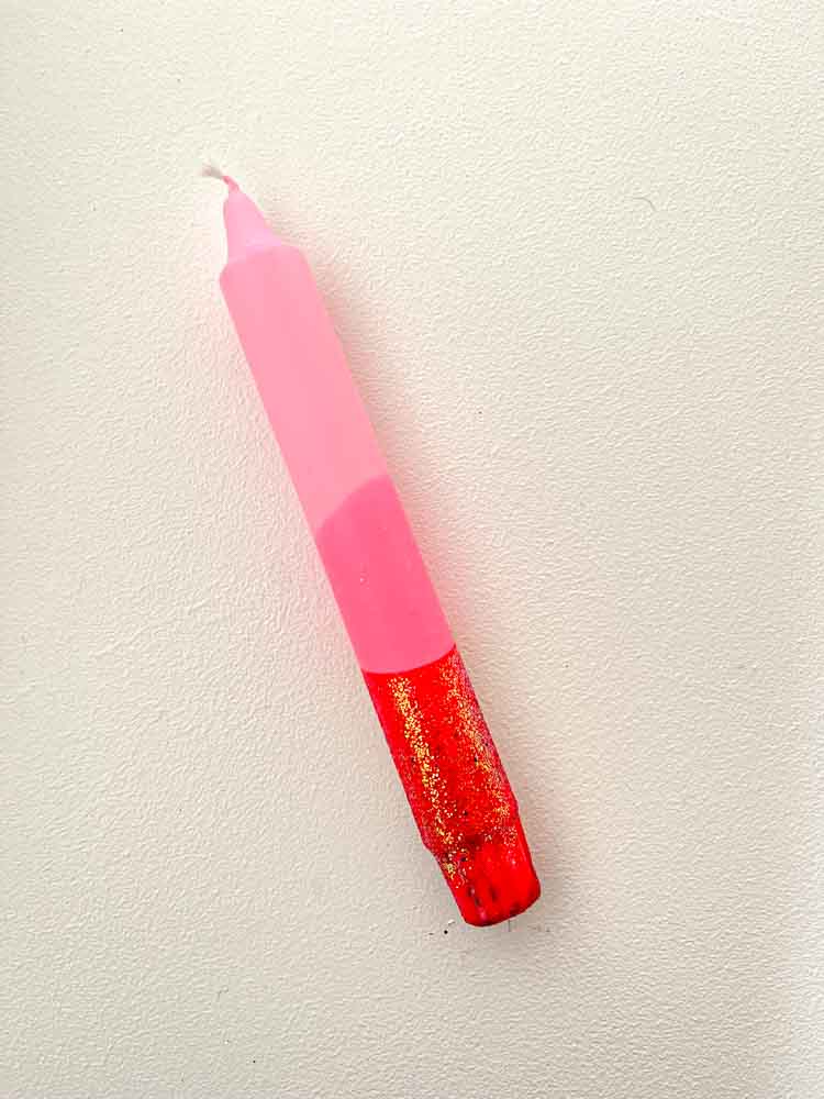 Candles in red and pink