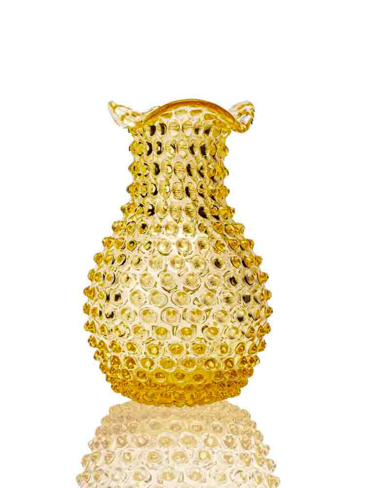 Anna von Lipa vase in hedgehog glass lace in yellow
