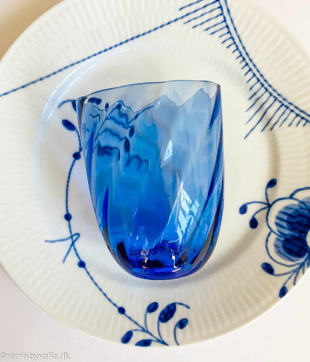 Anna von Lipa swirl glass tumbler from mix and match in royal blue