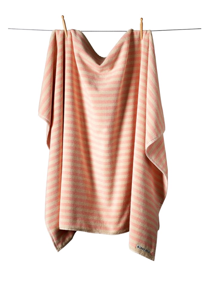remix by Sofia, bongusta, robe, robe, naram, naram bath mat, bathroom, cotton bath mat, towel.