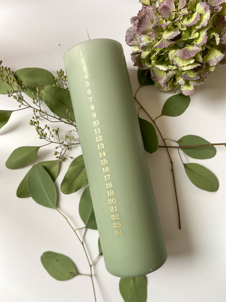 Dusty green