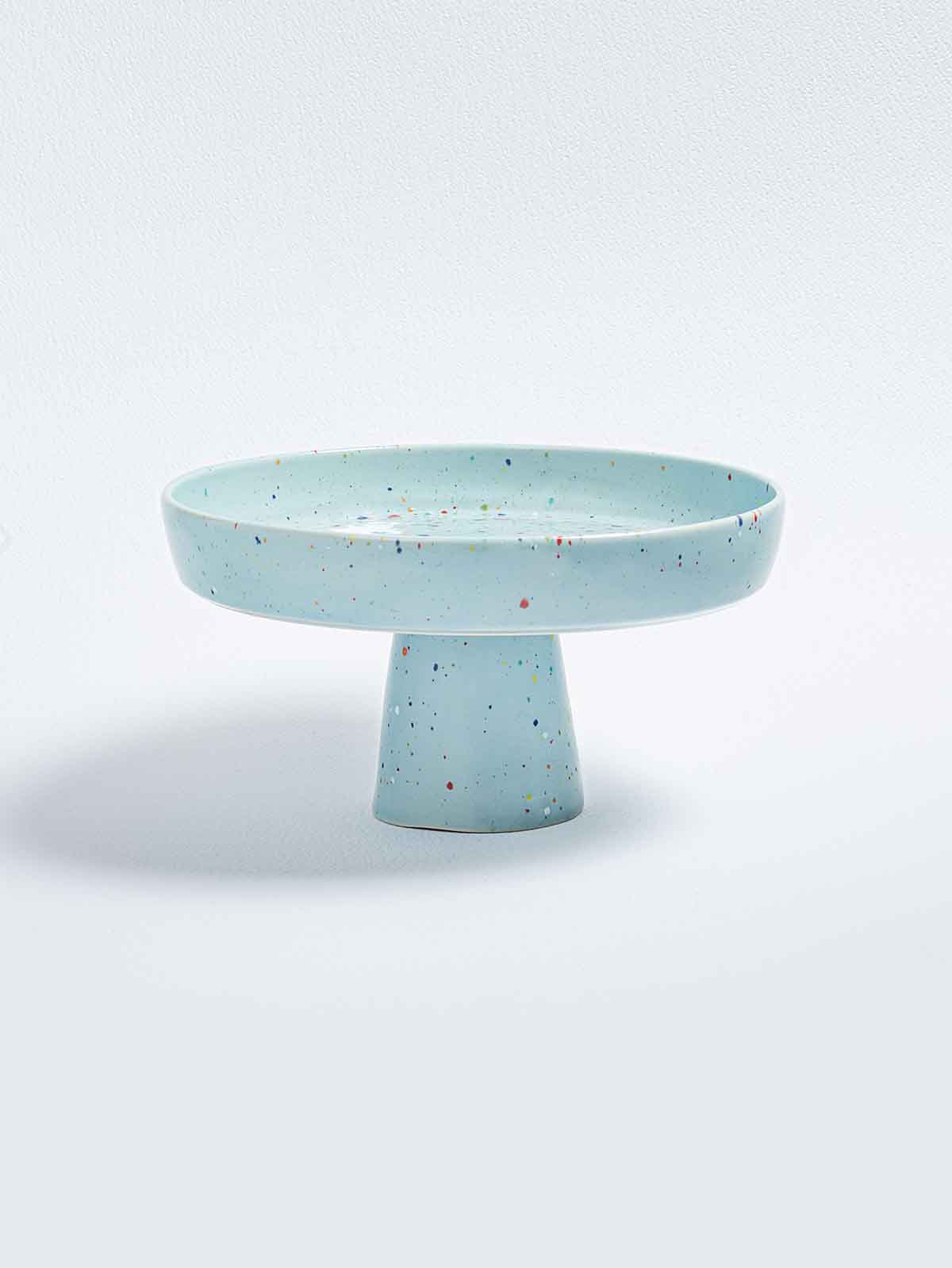 Ceramic cake tray on the base with confetti - Egg Back Home
