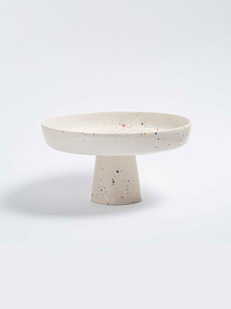 Ceramic cake tray on the base with confetti - Egg Back Home