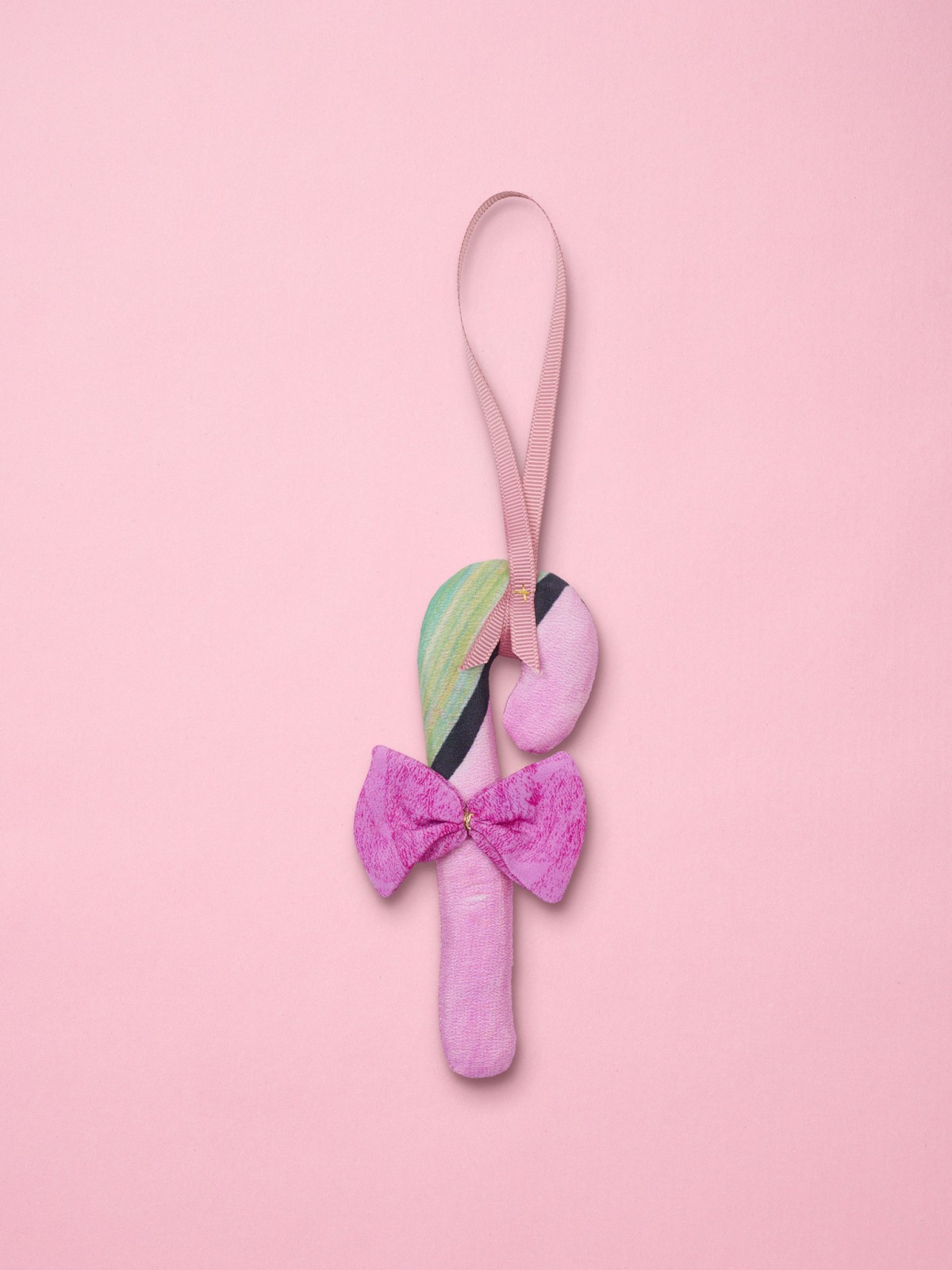 upcycling Christmas ornaments in silk, Christmas candy cane - Sissel Edelbo