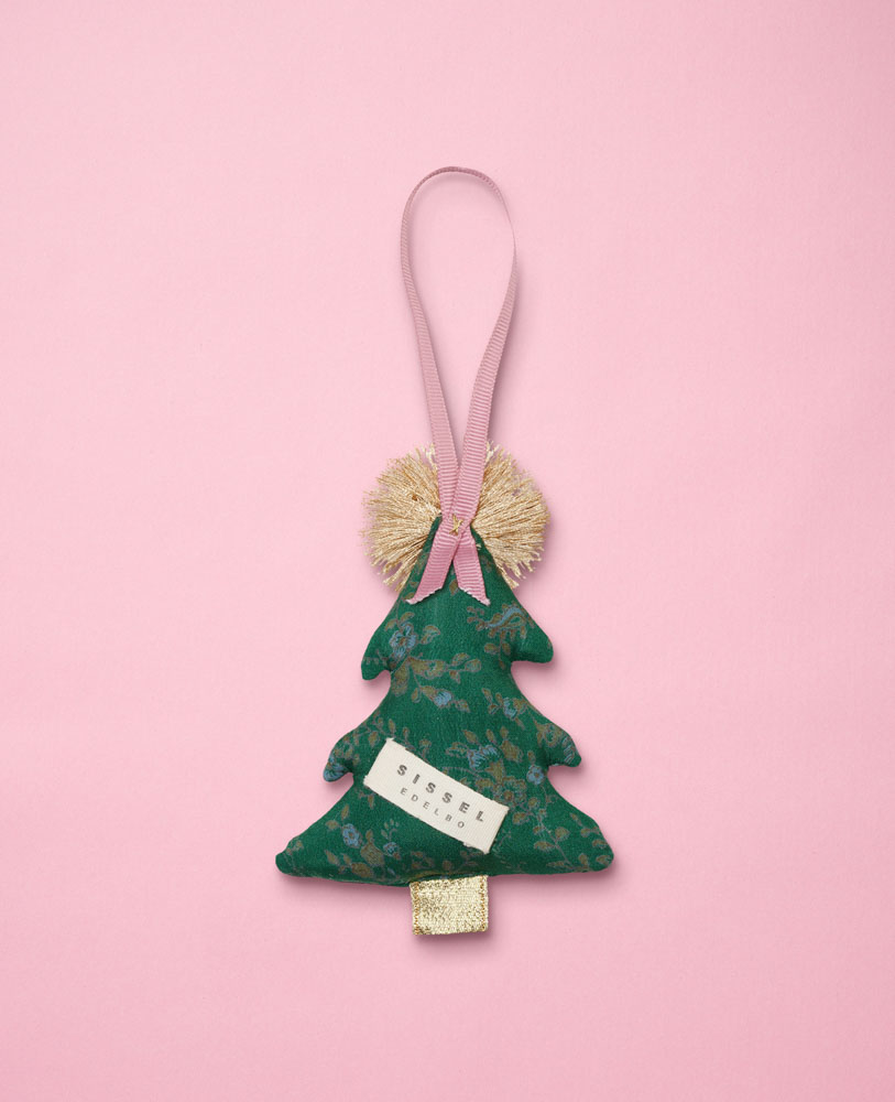 sissel noblebo Christmas ornaments - silk Christmas tree