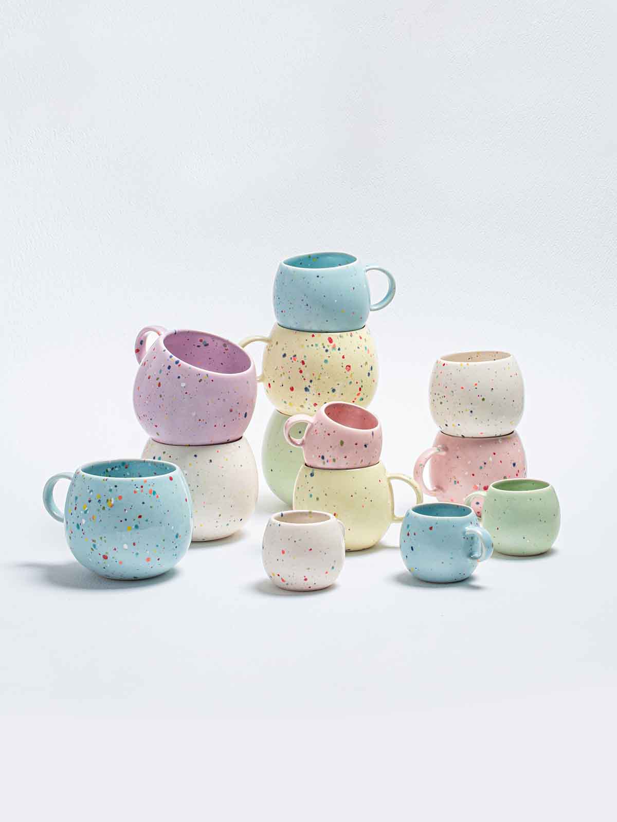 Ceramic cups with confetti - Egg Back Home