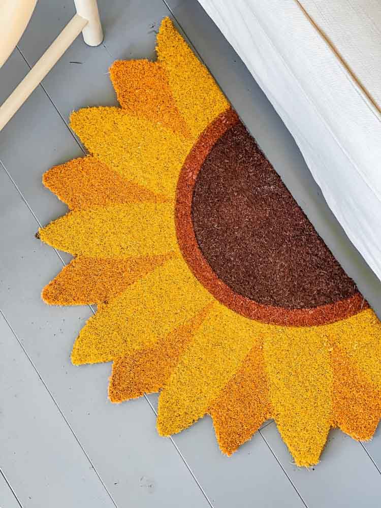 doormat with sunflower