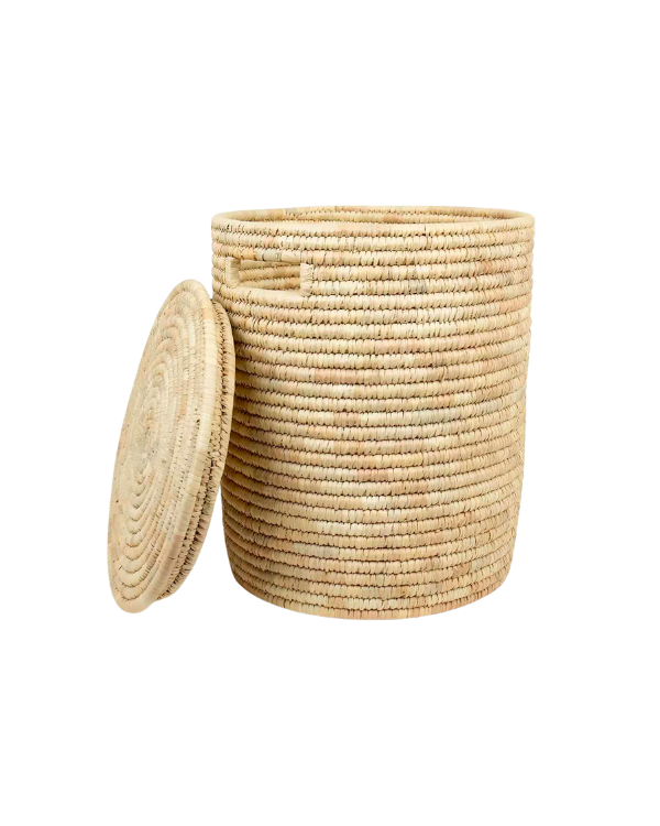 Afroart basket in palm leaves