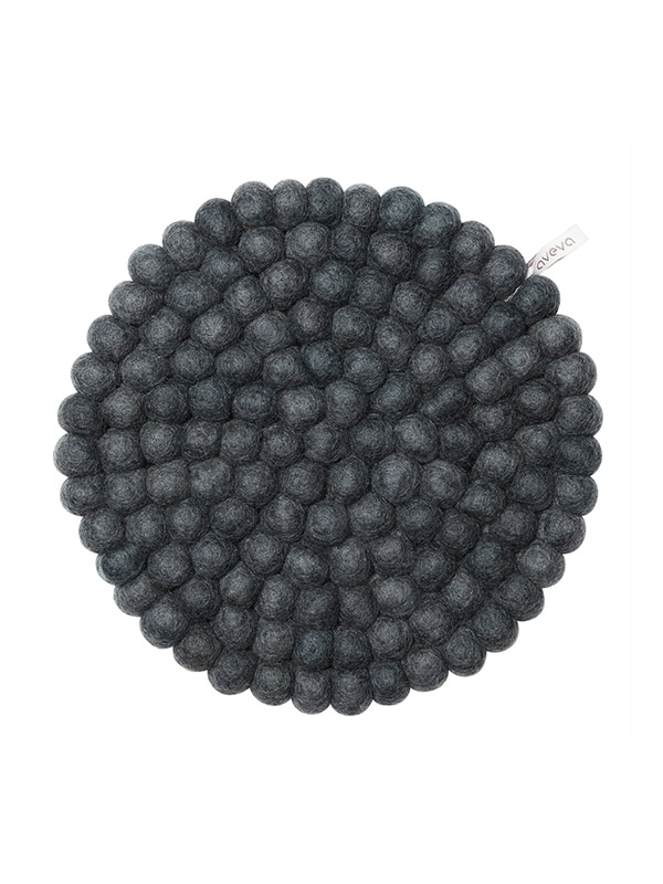 tablecloths in wool from Aveva with balls