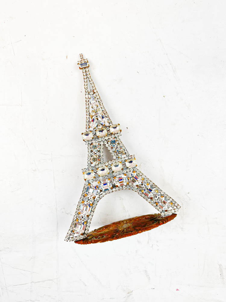 Eiffel tower in rhinestones