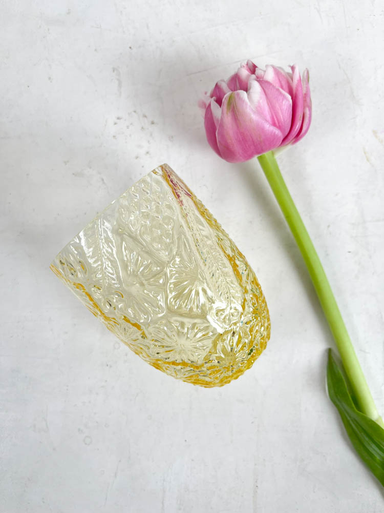 Anna von Lipa mix and matck glass flower yellow