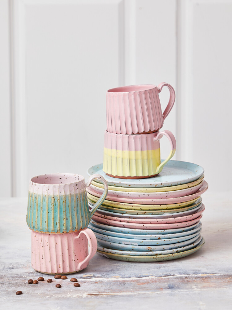 ceramic cups with grooves and handle.ceramic cup,ceramic cup,cups,cup,handmade ceramic,hand-turned ceramic,thilde graulund ceramic,remix by sofie,tablecovering,housing interior,ceramic