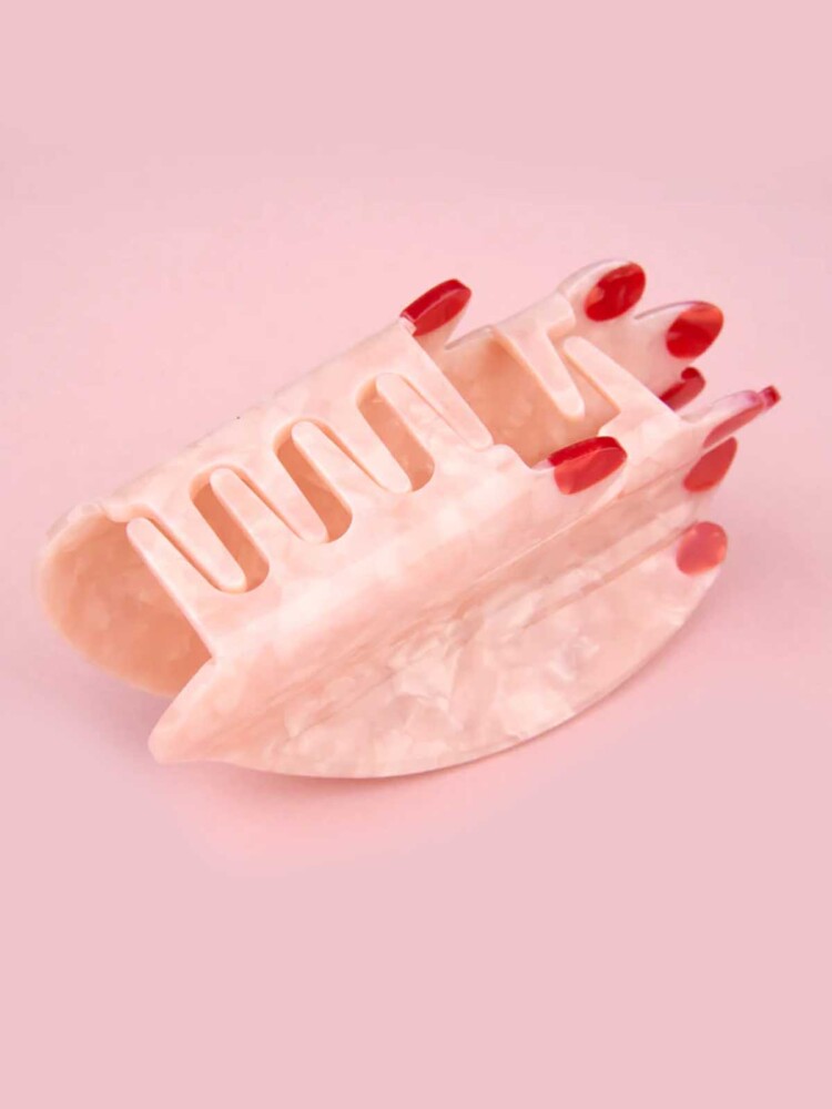 cou cou suzette hair clip hand