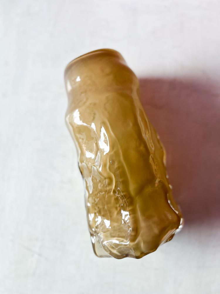 Mouth blown curl vase in opal from Marie Retpen