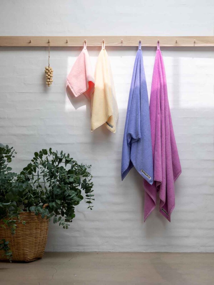 bongusta solid towels in plain colours