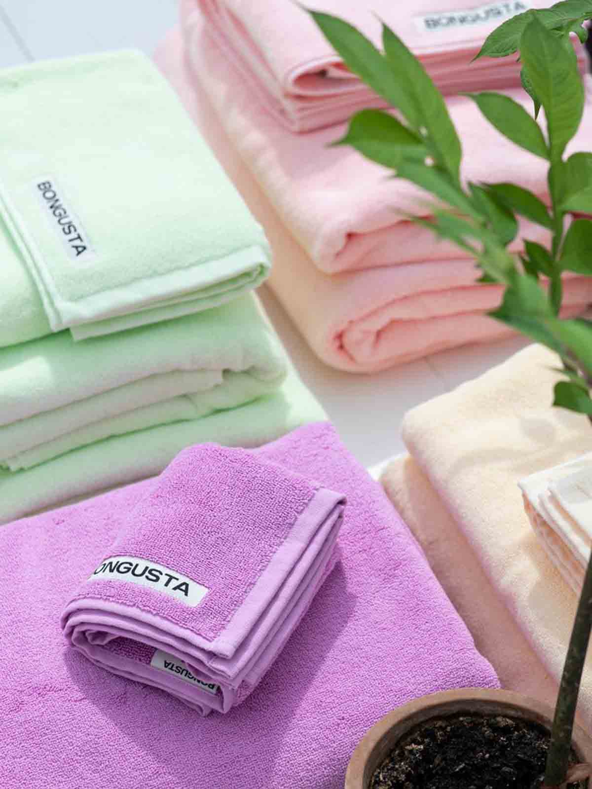bongusta solid towels in plain colours