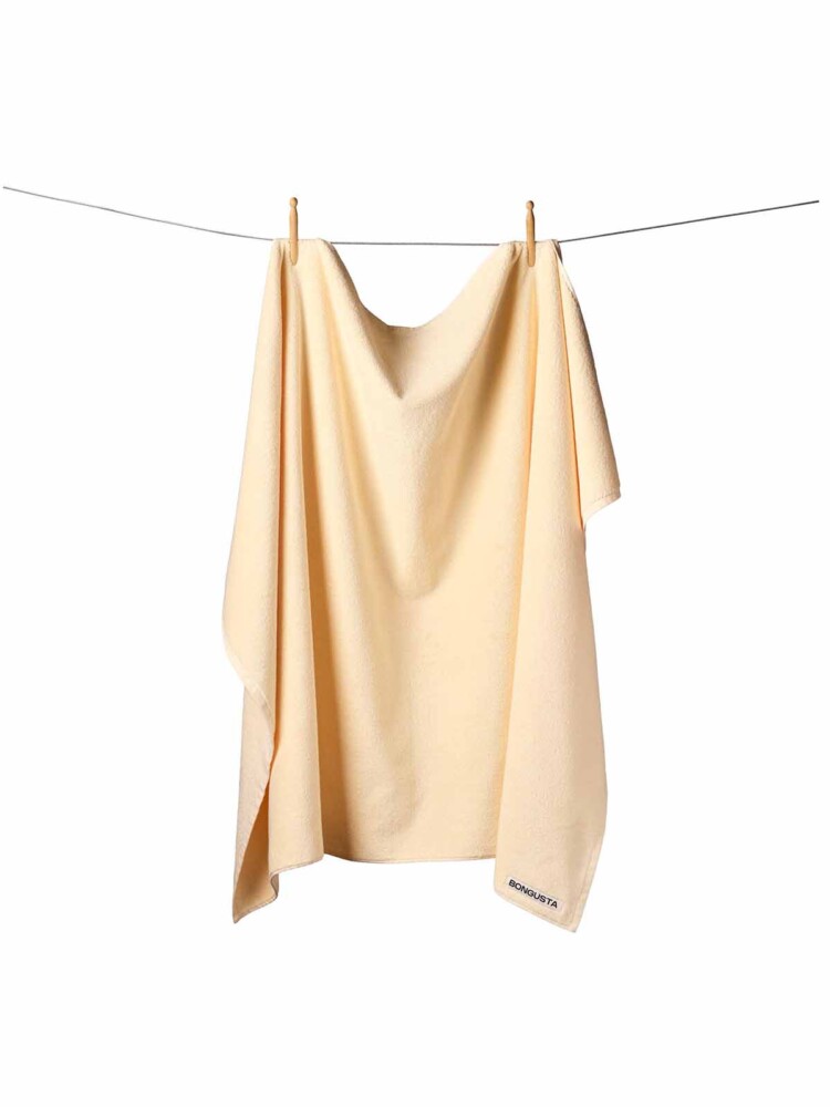 bongusta solid towels in plain colours