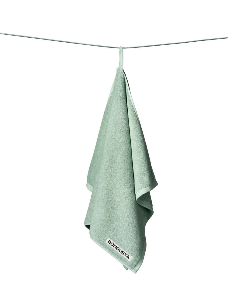bongusta solid towels in plain colours