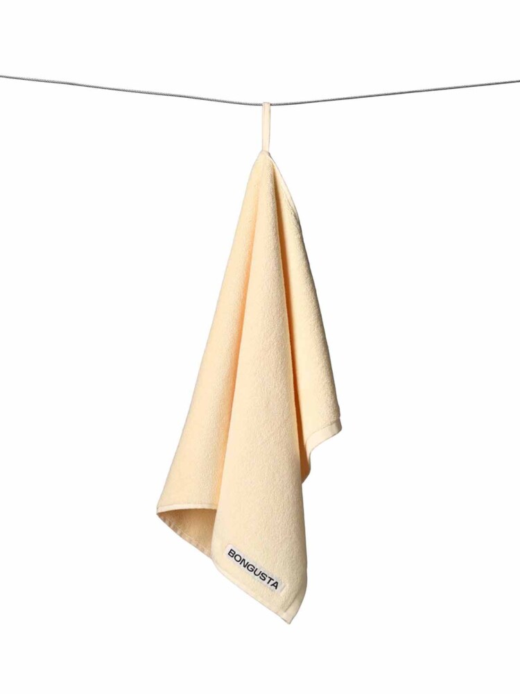 bongusta solid towels in plain colours