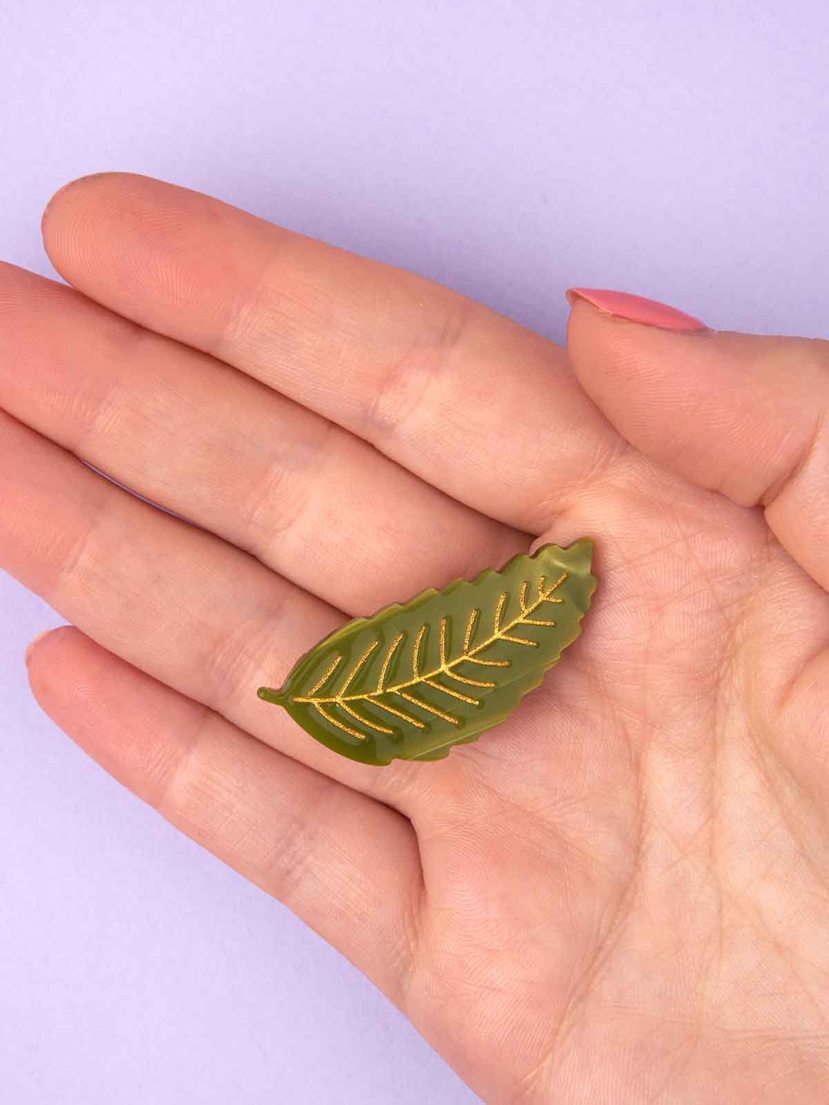 cou cou suzette hairpin green leaf