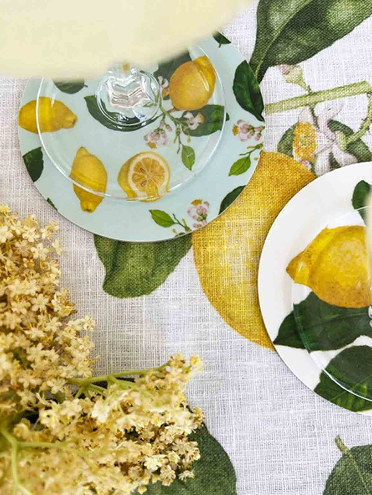borskåner or coasters for glasses and hot items from koustrup & co. in birch wood with lemons.