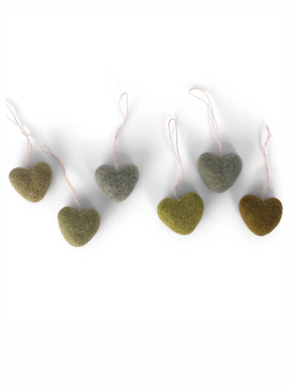 grit and sif 5 hearts in different colors in felted wool - fair trade