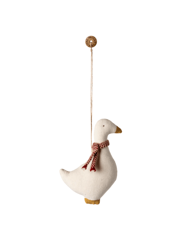 majestic goose in cotton
