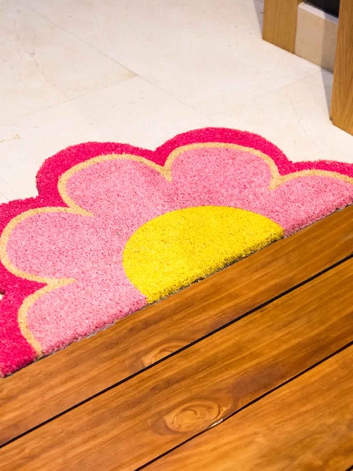 doormat in coconut fibers - flower in pink