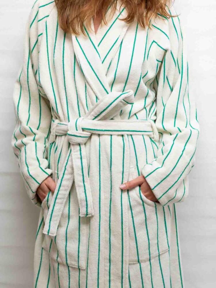 bongusta bathrobe in pure white and grass