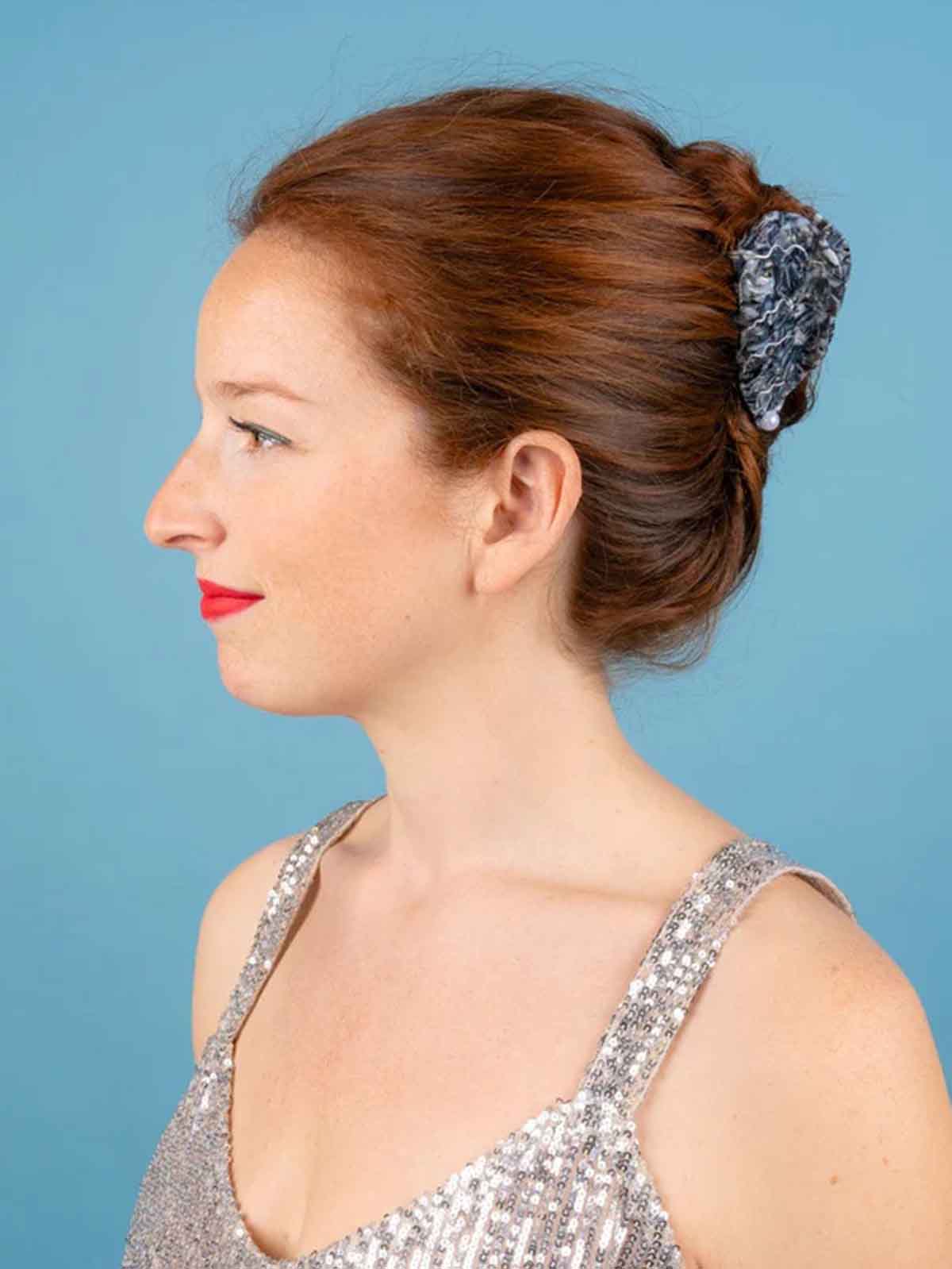 cou cou suzette hair clip with oysters