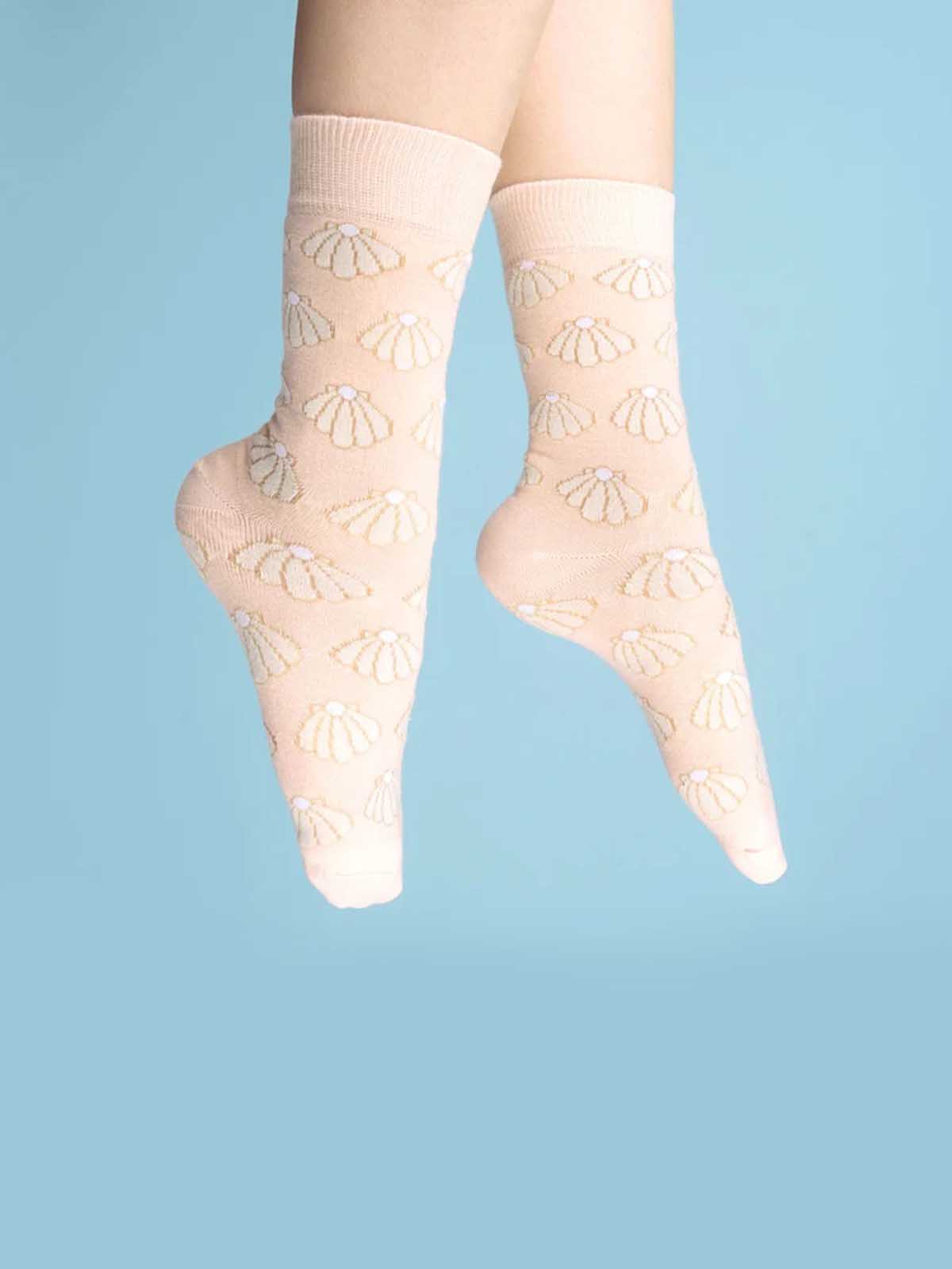 cou cou suzette stockings with scallops